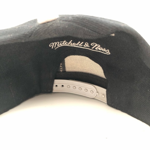 Mitchell & Ness Los Angeles Kong’s SnapBack - Picture 3 of 3